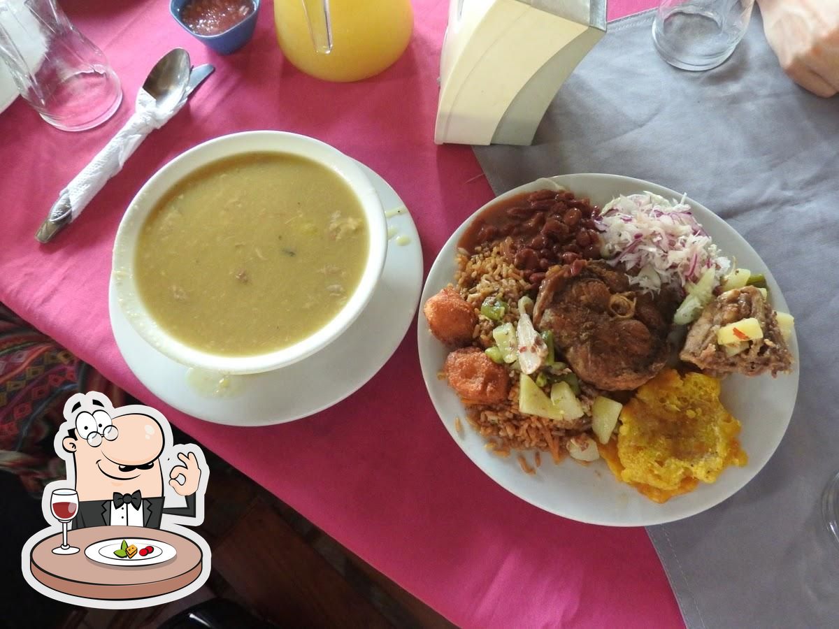 Typical Amazon meal included in the 3 day tour