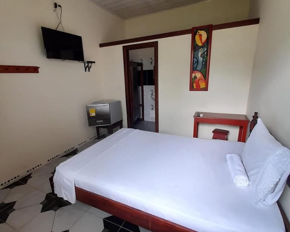 Private room for the 3 day Amazon tour in Puerto Narino